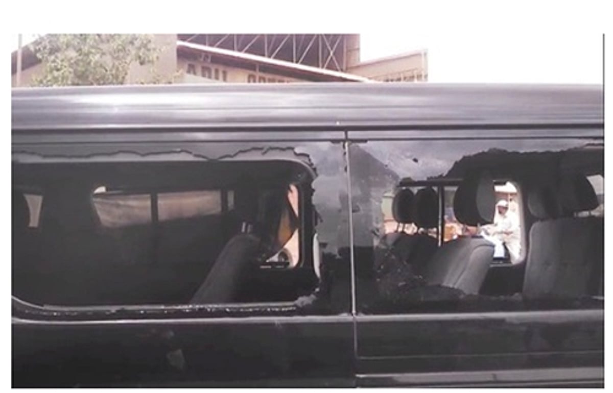 கராச்சியில் குண்டு வெடிப்பு: சீனர் உள்பட 2 பேர் படுகாயம்